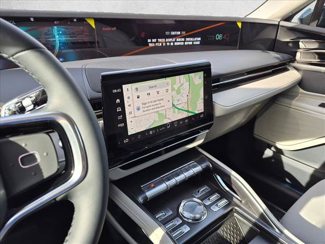 New 2026 Lincoln Nautilus Premier AWD/4WD image 10