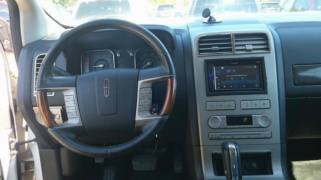 Used 2007 Lincoln MKX 2WD image 10