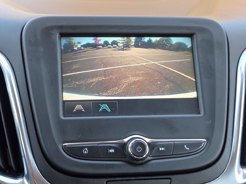 Used 2018 Chevrolet Equinox LS FWD image 4