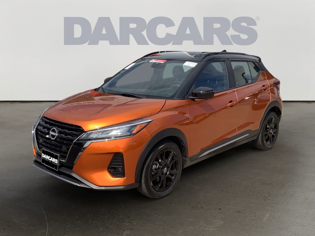 Used 2024 Nissan Kicks SR image 3