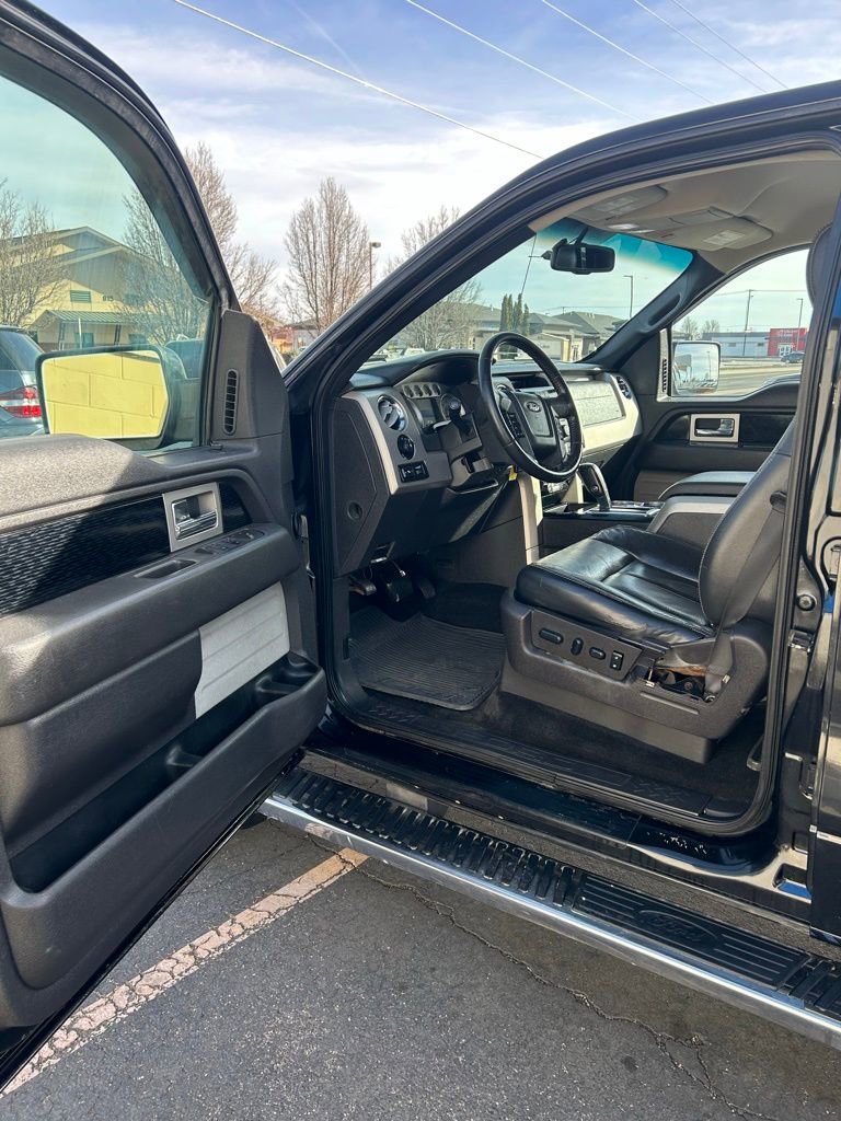 Used 2010 Ford F150 Lariat image 12