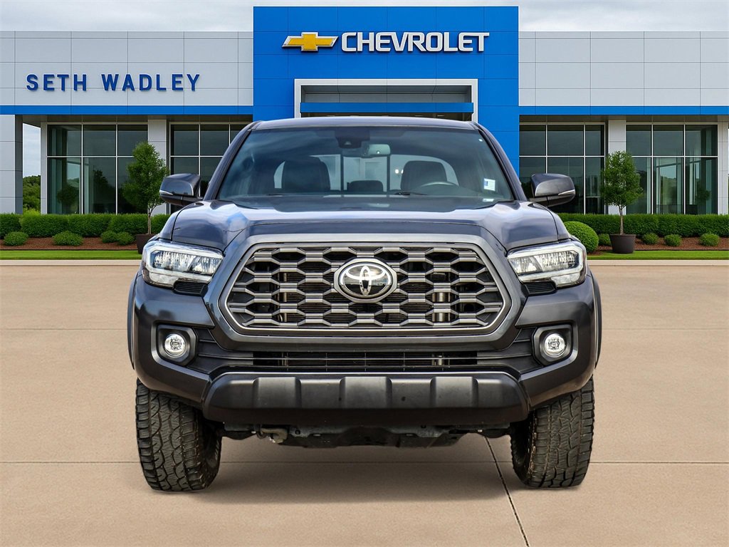 Used 2021 Toyota Tacoma TRD Off-Road image 2