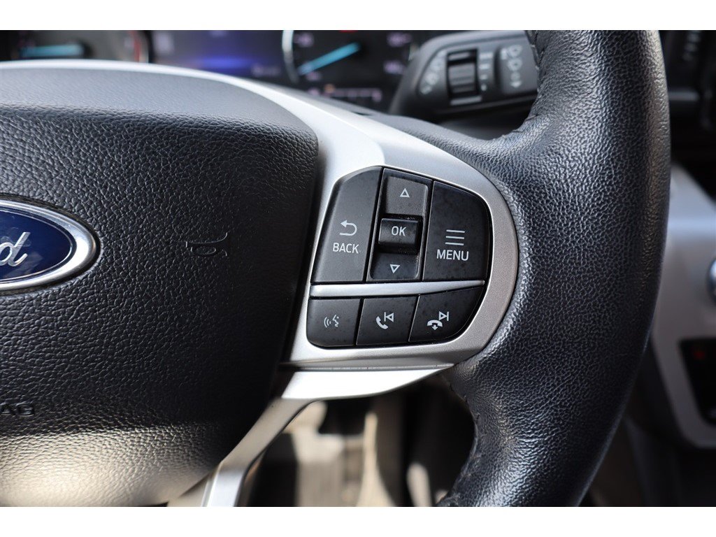 Used 2022 Ford Explorer XLT w/ Equipment Group 202A RWD image 26