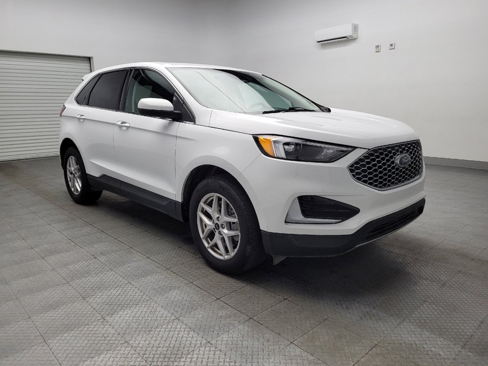Used 2024 Ford Edge SEL image 13