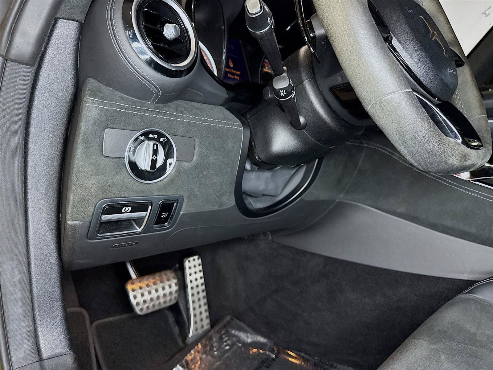 Used 2019 Mercedes-Benz AMG GT R image 6