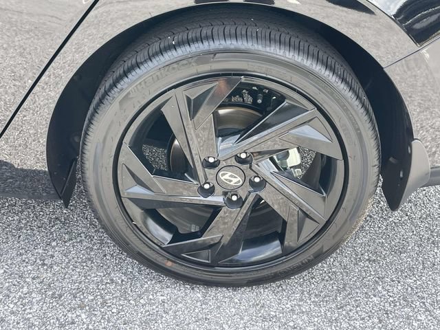 Used 2026 Hyundai Elantra SEL Sport Premium FWD image 9