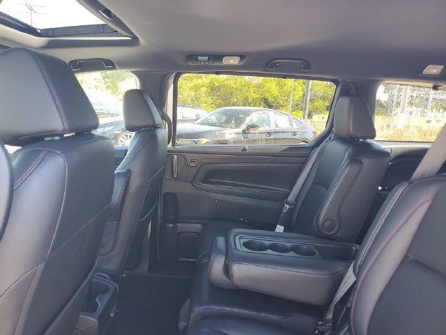 Used 2024 Honda Odyssey Sport image 9