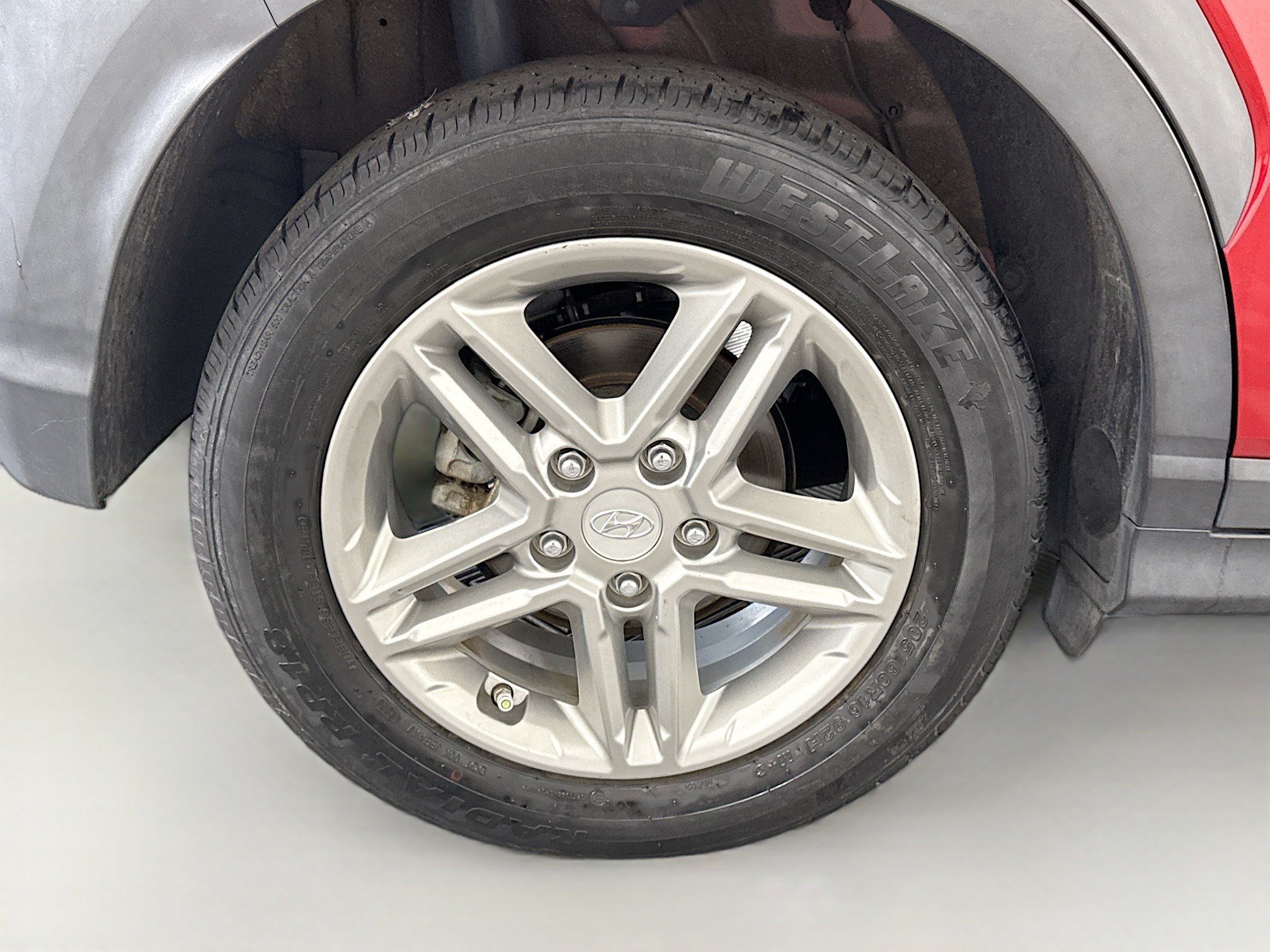 Used 2020 Hyundai Kona SE FWD image 32