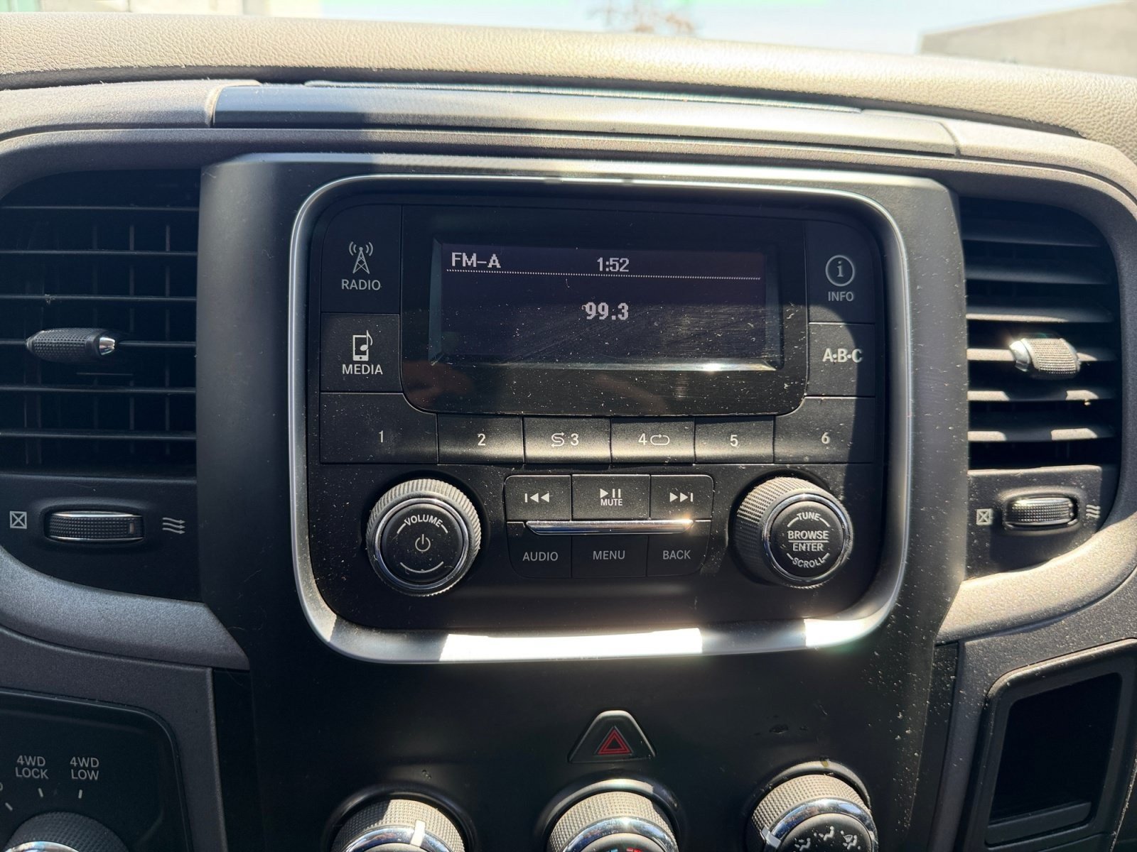 Used 2017 RAM 2500 Tradesman w/ Chrome Appearance Group AWD/4WD image 22