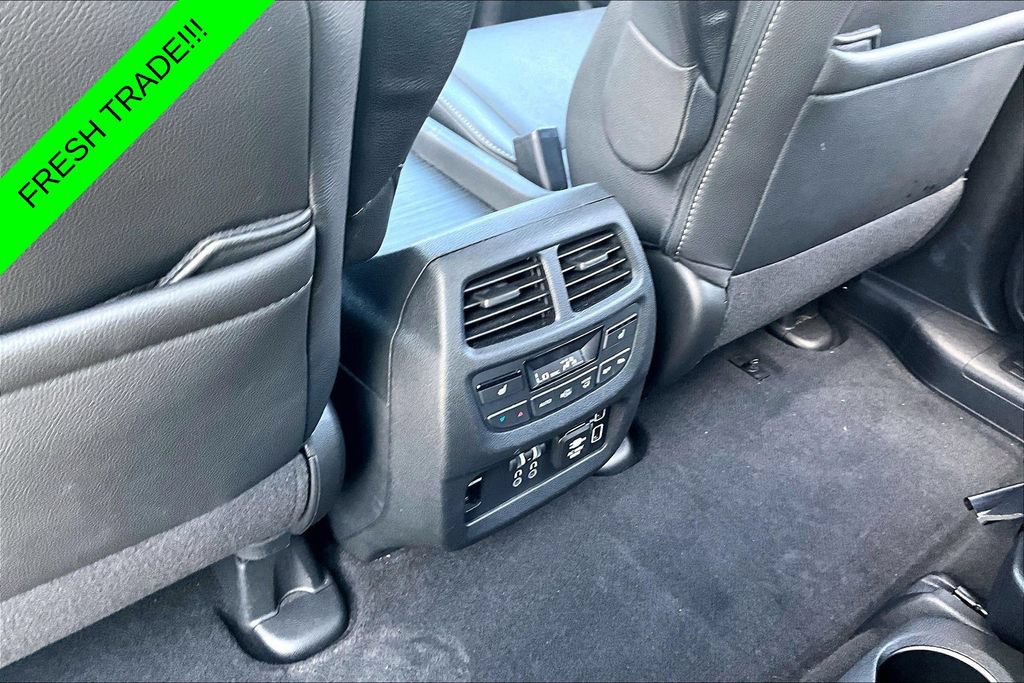 Used 2022 Honda Pilot Touring image 10