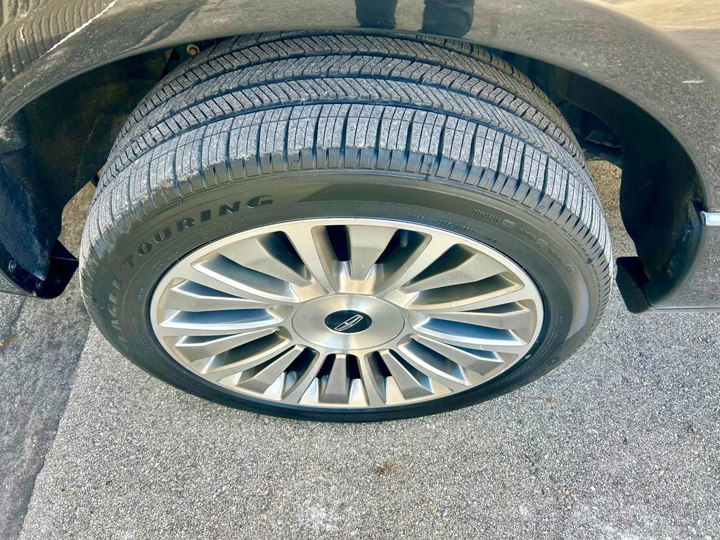 Used 2017 Lincoln Navigator L Reserve image 43