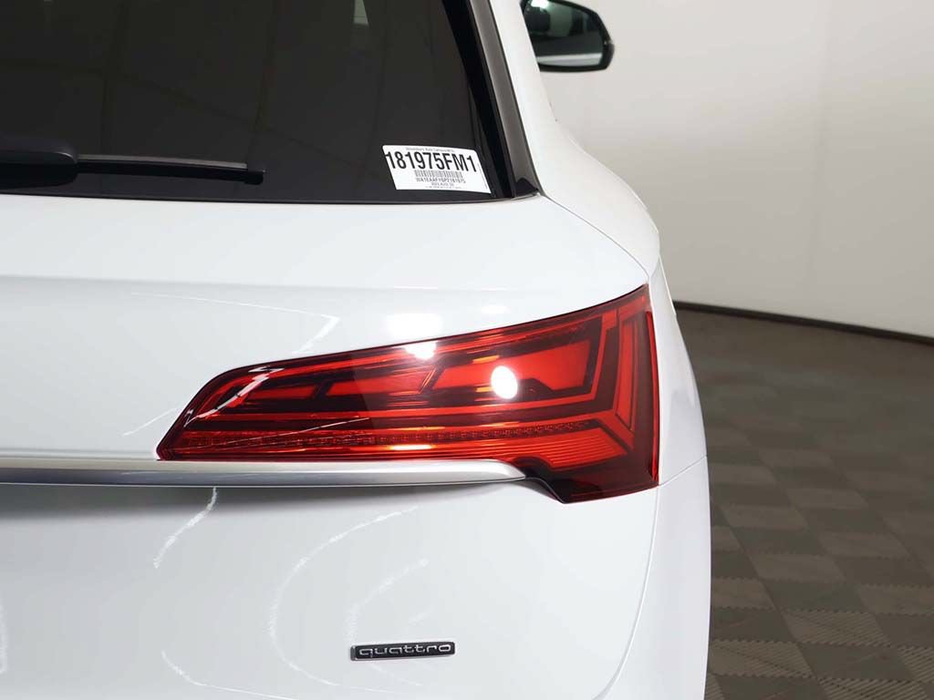 Used 2023 Audi Q5 2.0T Premium Plus w/ Premium Plus Package AWD/4WD image 17