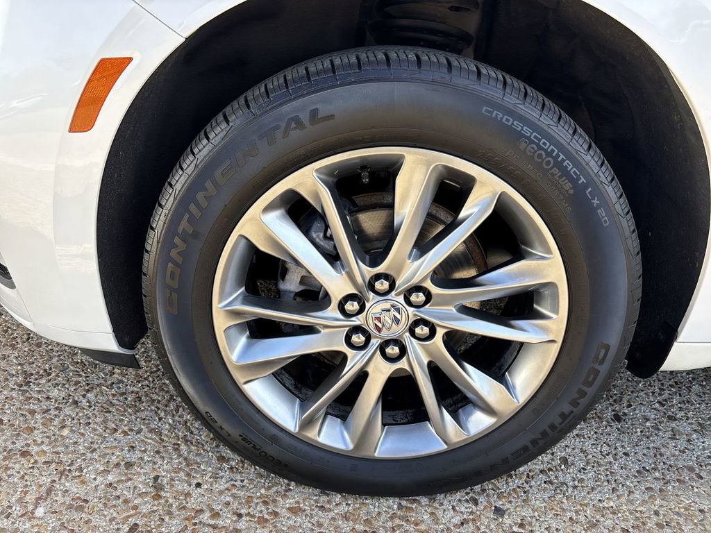 Certified 2024 Buick Enclave Avenir w/ Avenir Technology Package image 34