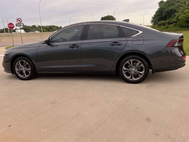 Used 2023 Honda Accord EX image 4