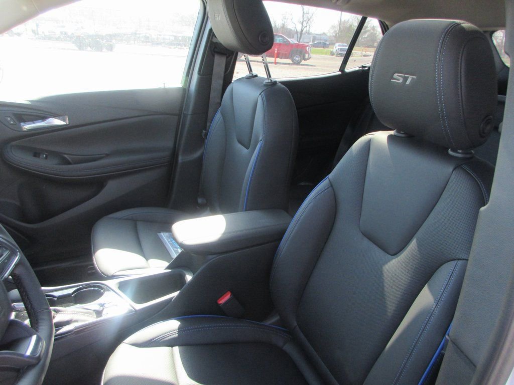 New 2026 Buick Encore GX Sport Touring w/ Comfort Package image 13