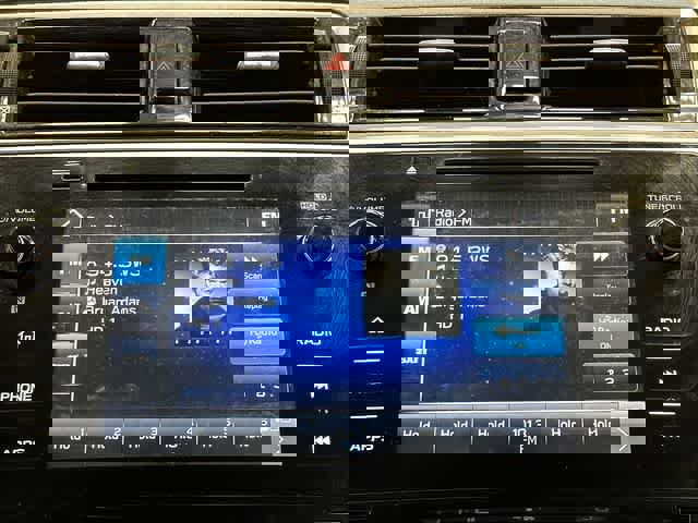 Used 2018 Subaru Legacy 2.5i Premium w/ Popular Package #1 AWD/4WD image 10