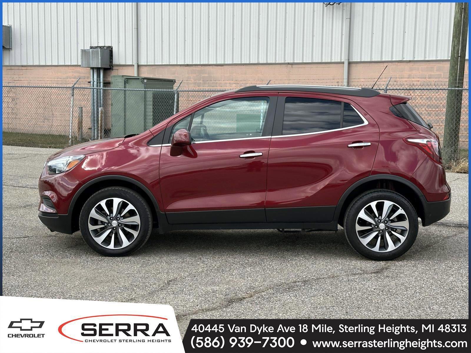 Certified 2022 Buick Encore Preferred image 2