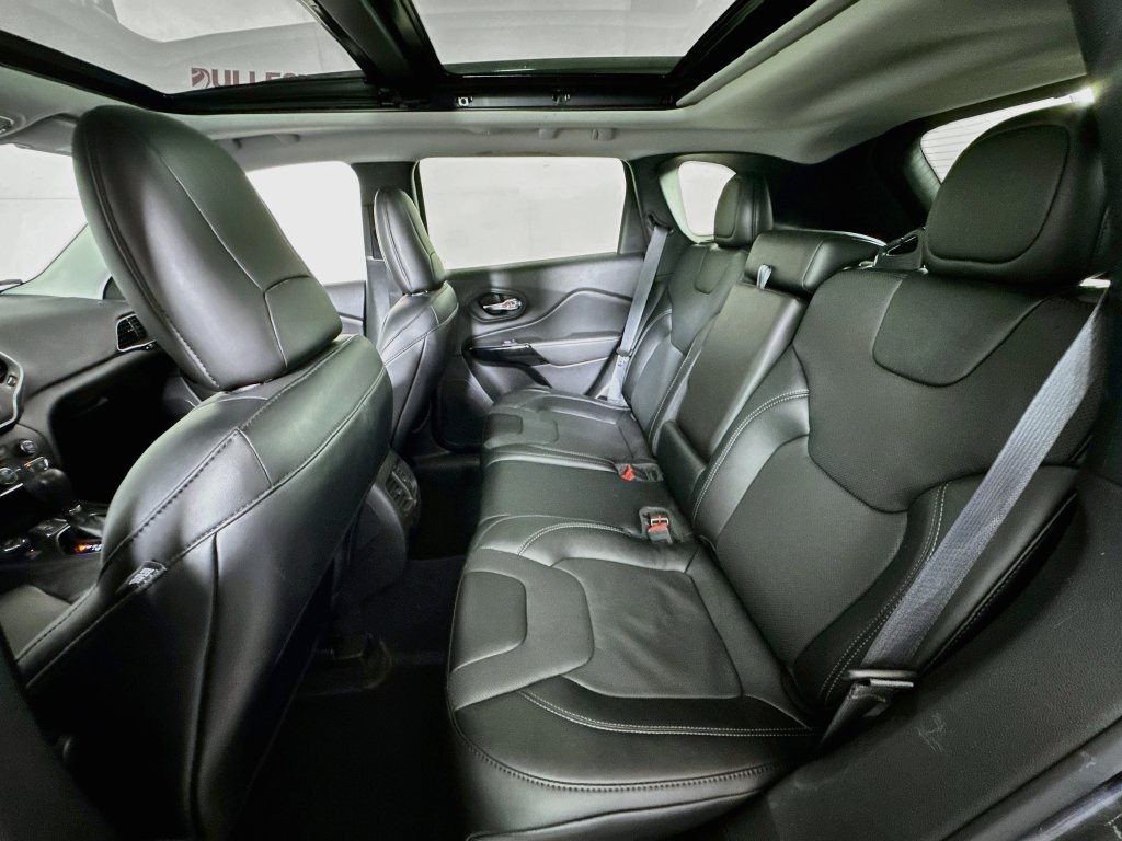 Used 2023 Jeep Cherokee Altitude Lux w/ Lux Elite Package AWD/4WD image 25