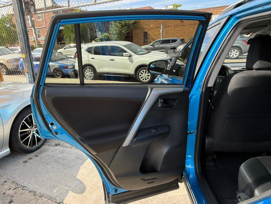 Used 2017 Toyota RAV4 LE w/ All Weather Liner Package image 21