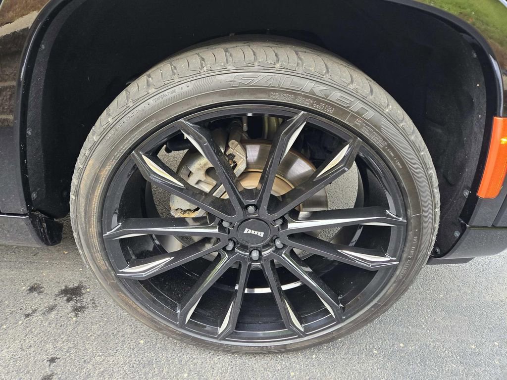 Used 2024 Jeep Grand Wagoneer Series III w/ Rear Seat Video Group 1 image 23