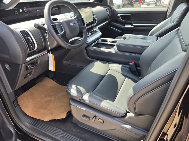 New 2027 Ford Expedition Max Platinum w/ Stealth Performance Package AWD/4WD image 3