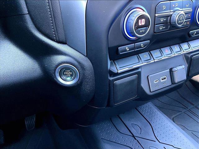 Used 2021 Chevrolet Silverado 1500 RST image 24