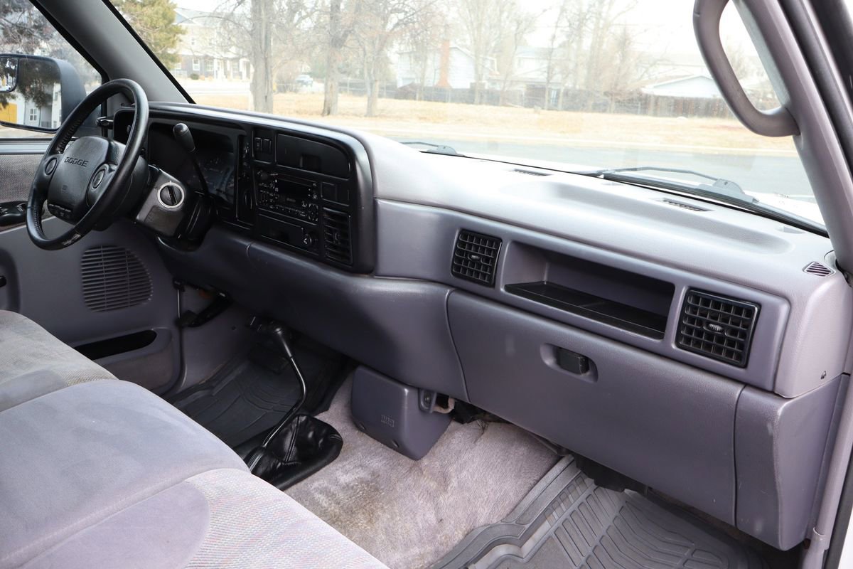 Used 1997 Dodge Ram 3500 Truck ST image 17