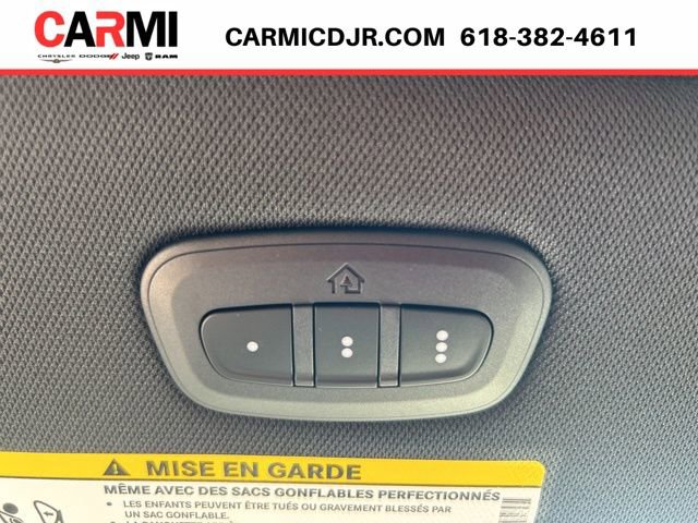 New 2026 Chrysler Pacifica Select image 20