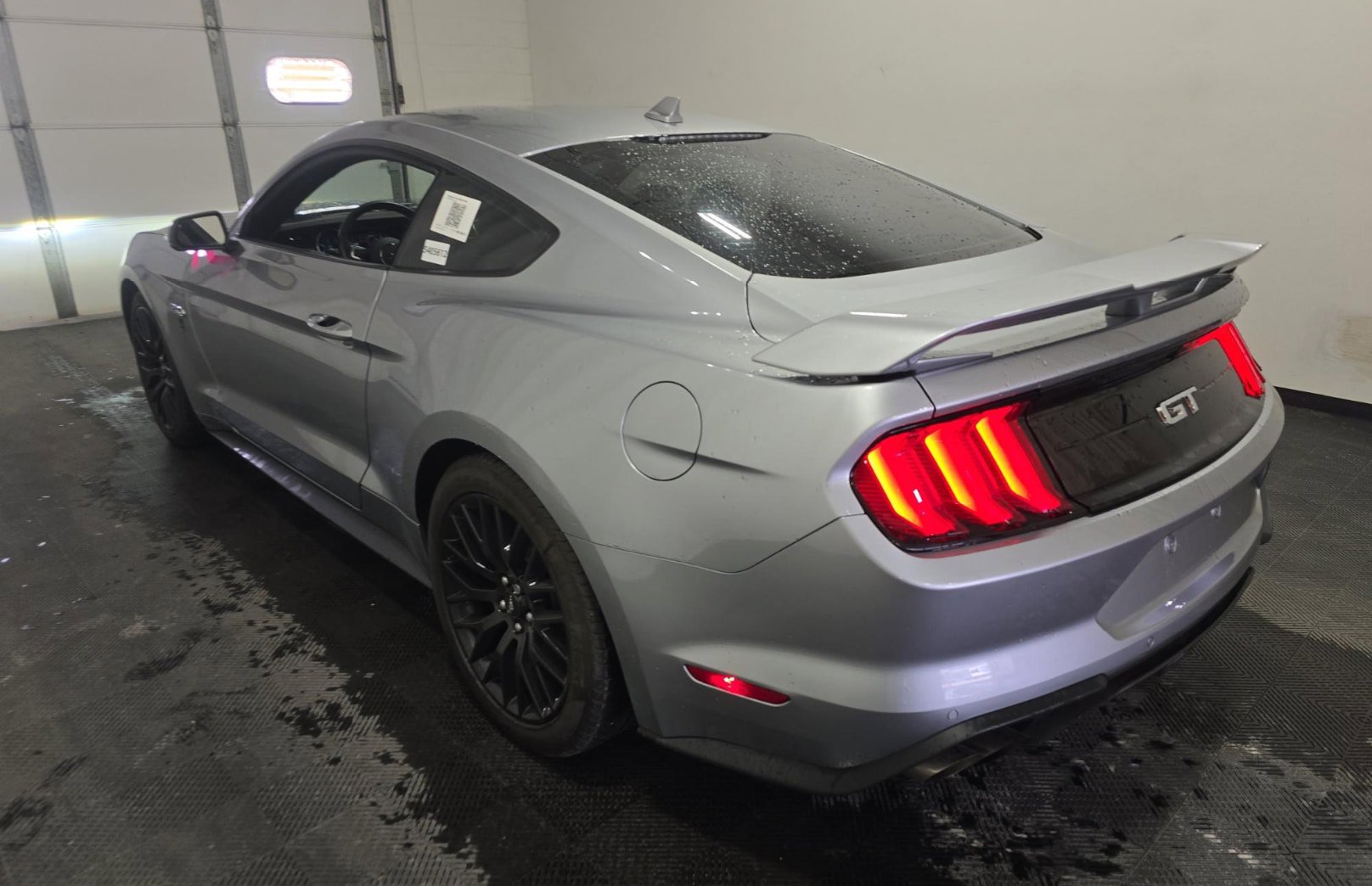 Used 2021 Ford Mustang GT Premium w/ GT Performance Package RWD image 6
