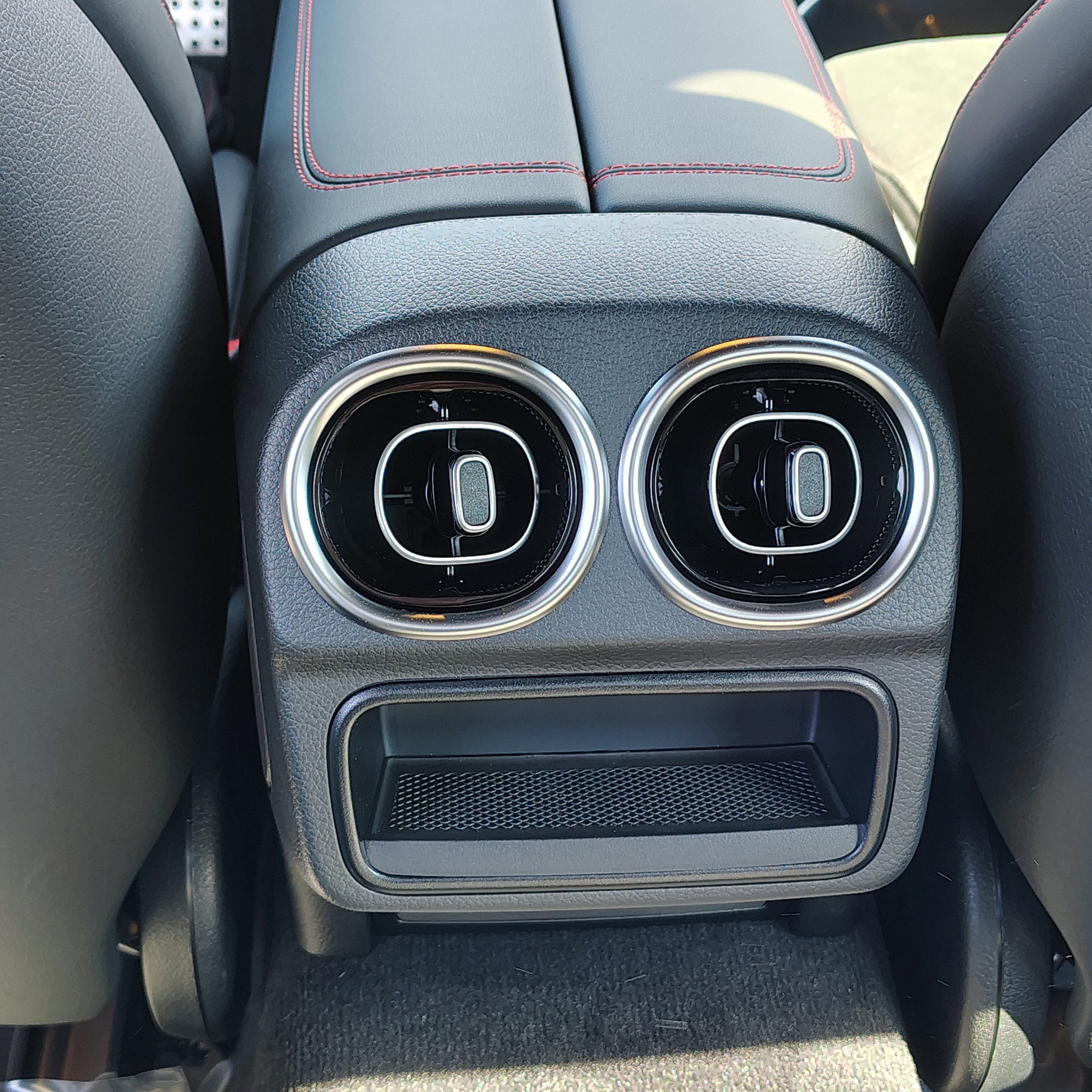 New 2026 Mercedes-Benz C 43 AMG 4MATIC Sedan image 14