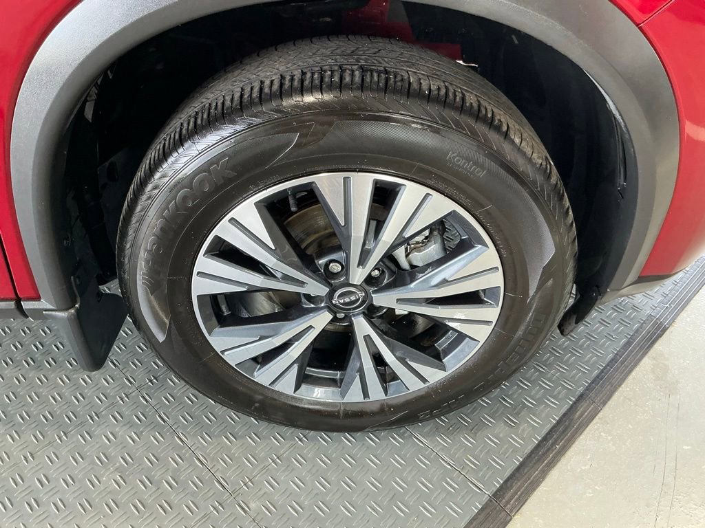 Used 2023 Nissan Rogue SV w/ SV Premium B Package image 43