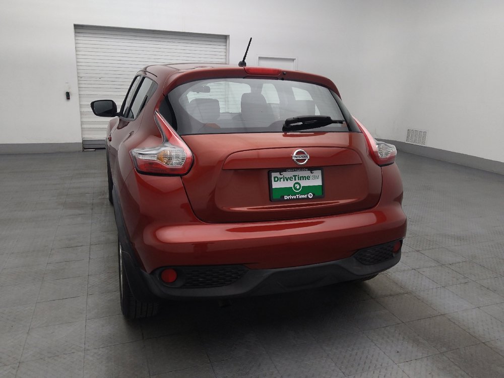 Used 2015 Nissan Juke S FWD image 6