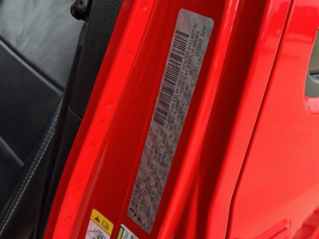 Used 2018 Jeep Wrangler Unlimited Sahara w/ Cold Weather Group image 32