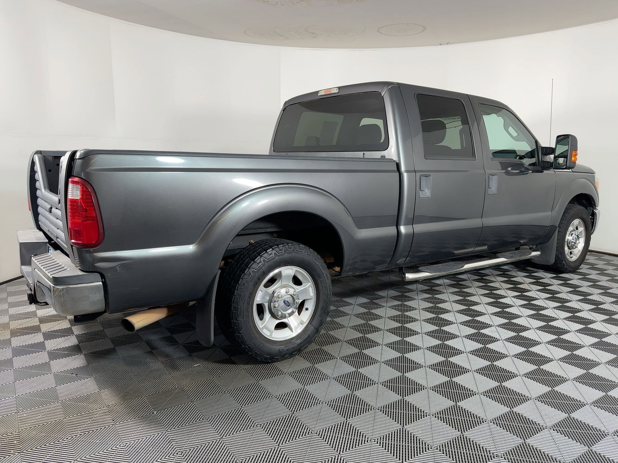 Used 2016 Ford F250 XLT image 8