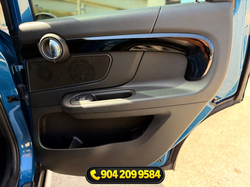 Used 2019 MINI Cooper Countryman w/ Premium Package image 30
