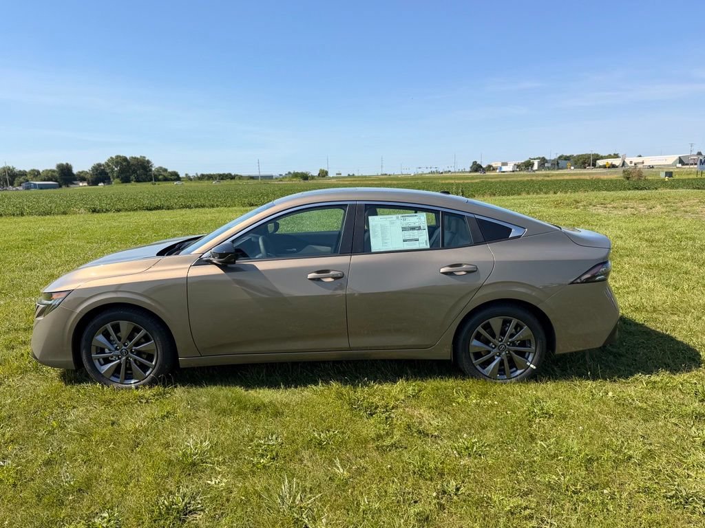 New 2026 Nissan Sentra SL w/ Floor Mat Package FWD image 8