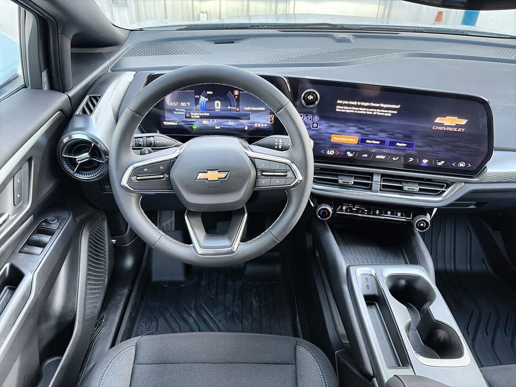 New 2026 Chevrolet Equinox EV LT image 12