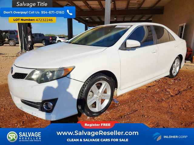 Used 2012 Toyota Camry SE image 1