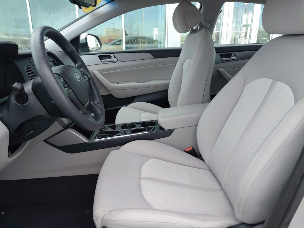 Used 2016 Hyundai Sonata SE image 20
