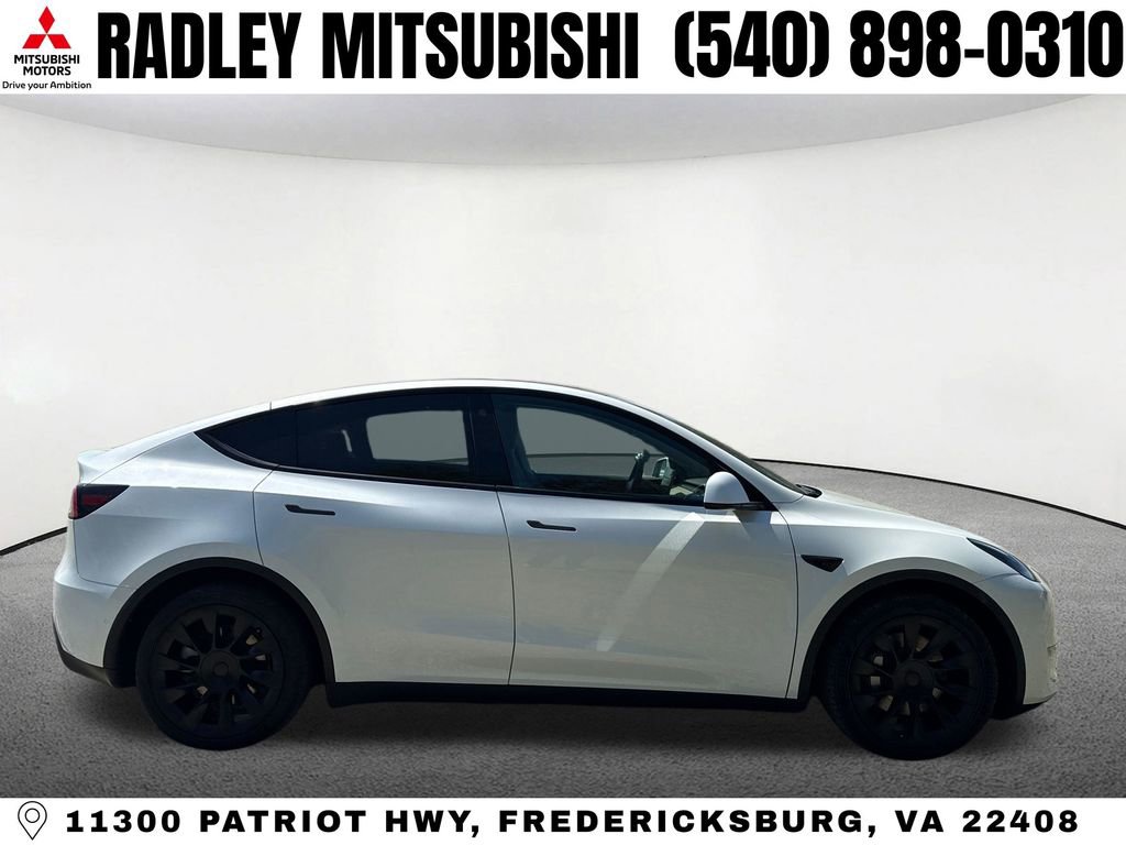Used 2021 Tesla Model Y Long Range image 16