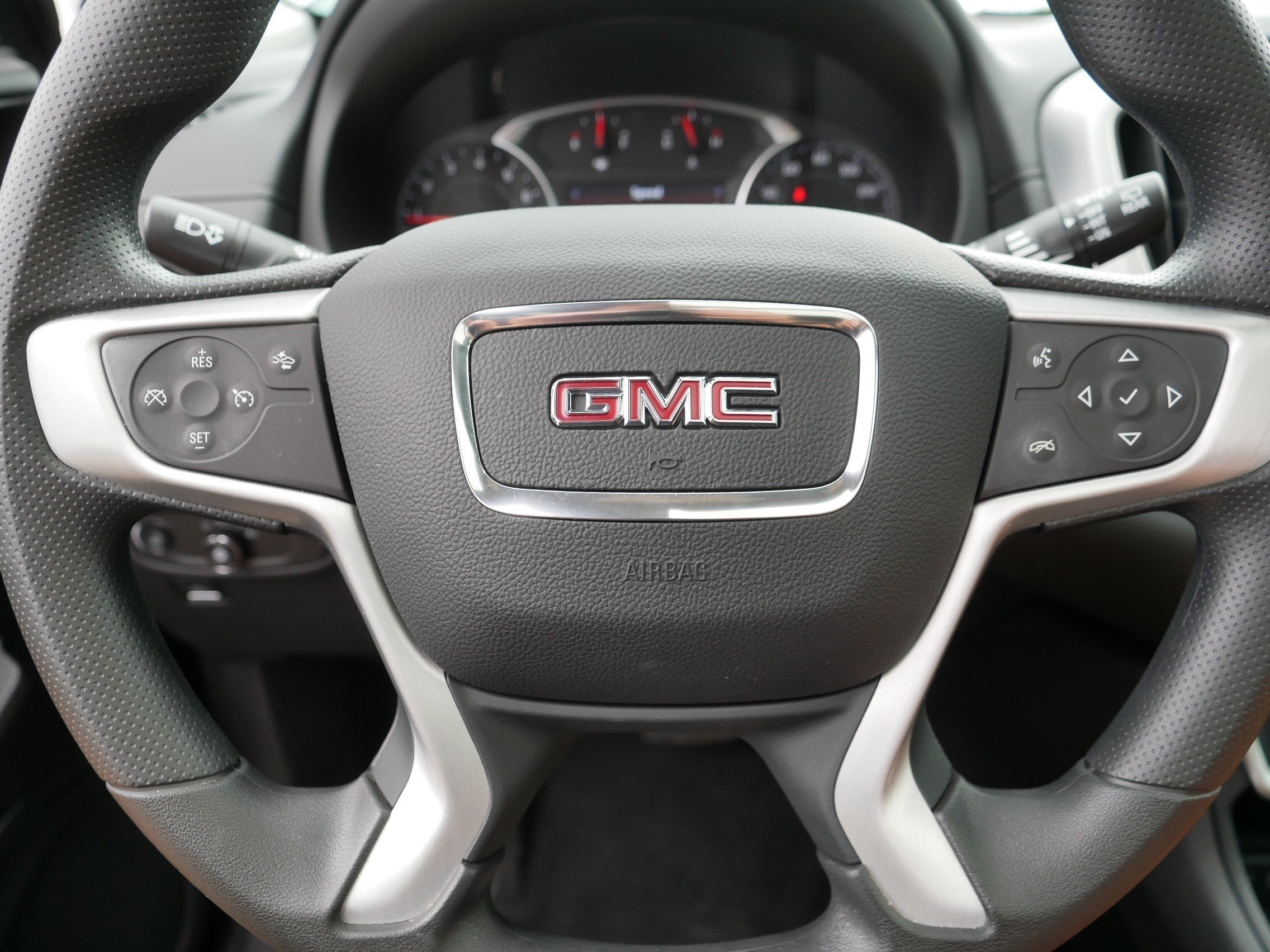 Used 2024 GMC Terrain SLE w/ Driver Convenience Package AWD/4WD image 25
