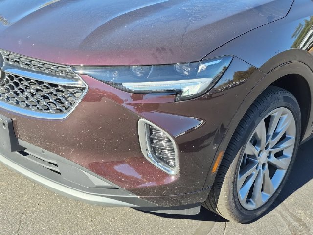 Certified 2021 Buick Envision Avenir w/ Technology Package II AWD/4WD image 9