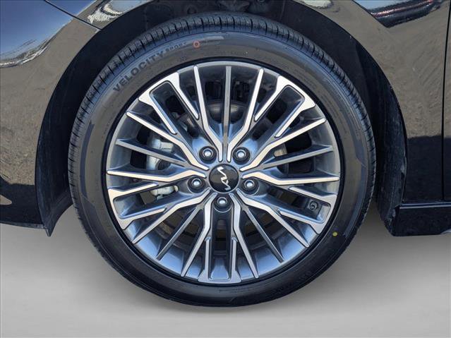Used 2024 Kia Forte GT-Line w/ GT-Line Premium Package FWD image 25