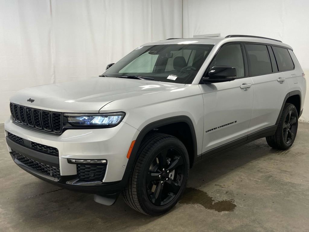 New 2025 Jeep Grand Cherokee L Limited w/ Luxury Tech Group II image 5