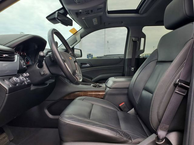 Used 2020 Chevrolet Suburban LT w/ Luxury Package AWD/4WD image 5