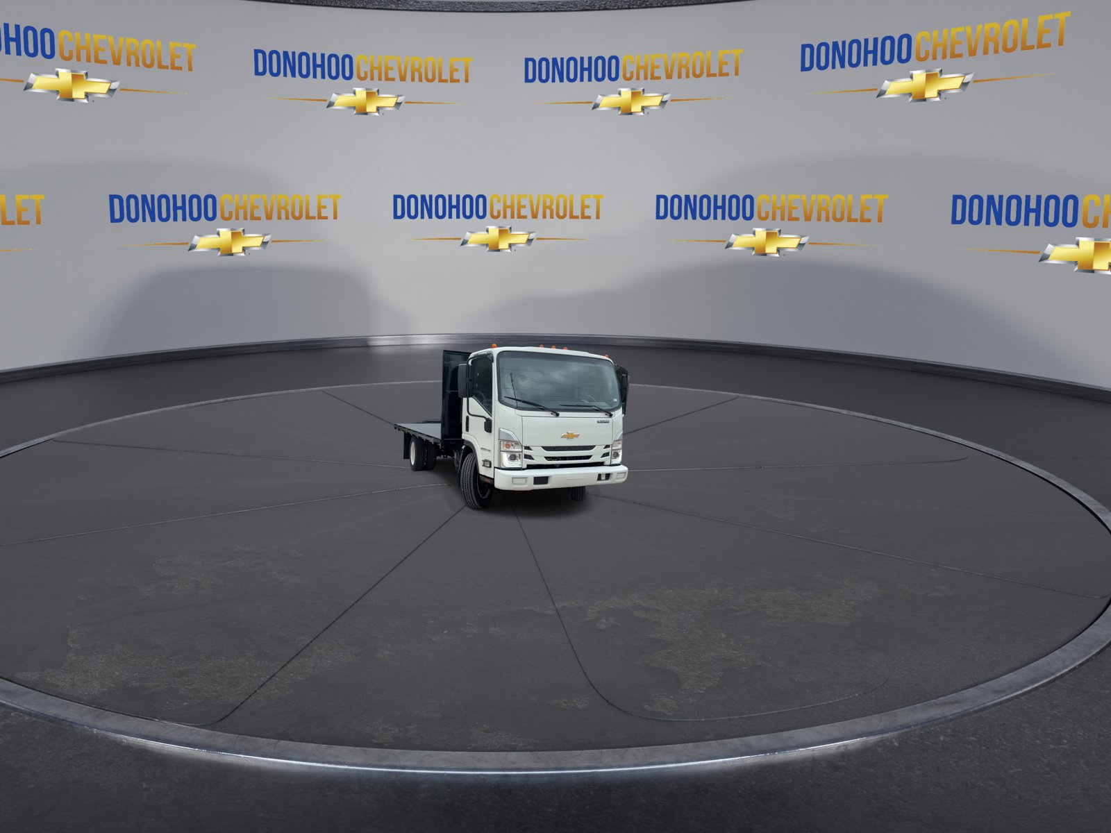 New 2025 Chevrolet Low Cab Forward image 7