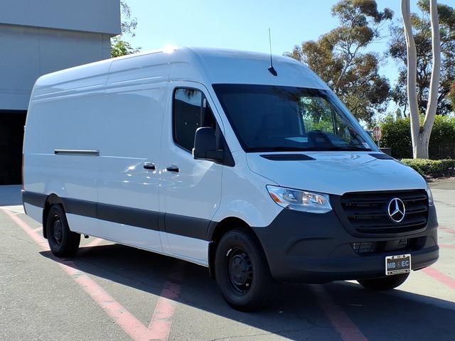 New 2026 Mercedes-Benz Sprinter 2500 image 18