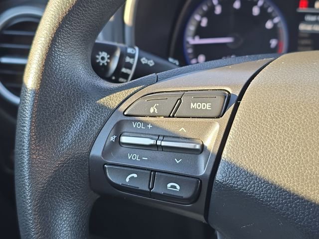 Used 2021 Hyundai Kona SE image 18