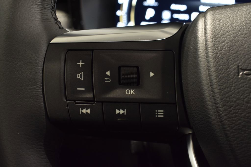 New 2026 INFINITI QX60 Luxe w/ Family Package image 20