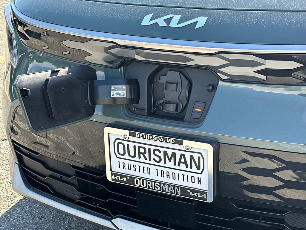 Certified 2023 Kia Niro Wind w/ Wind Preserve Package FWD image 12
